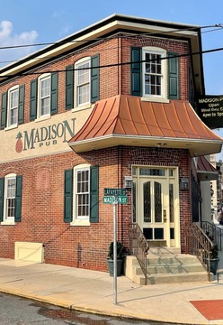 The Madison Pub