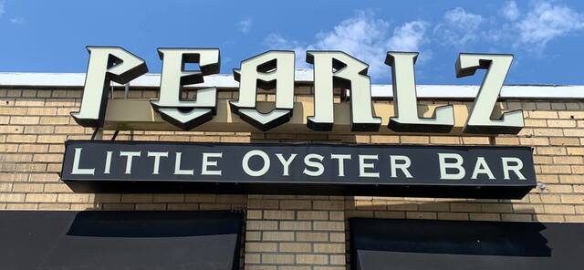 Pearlz Oyster Bar - West Ashley