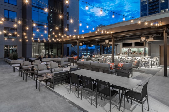 High Note Rooftop Bar &amp; Lounge Restaurant