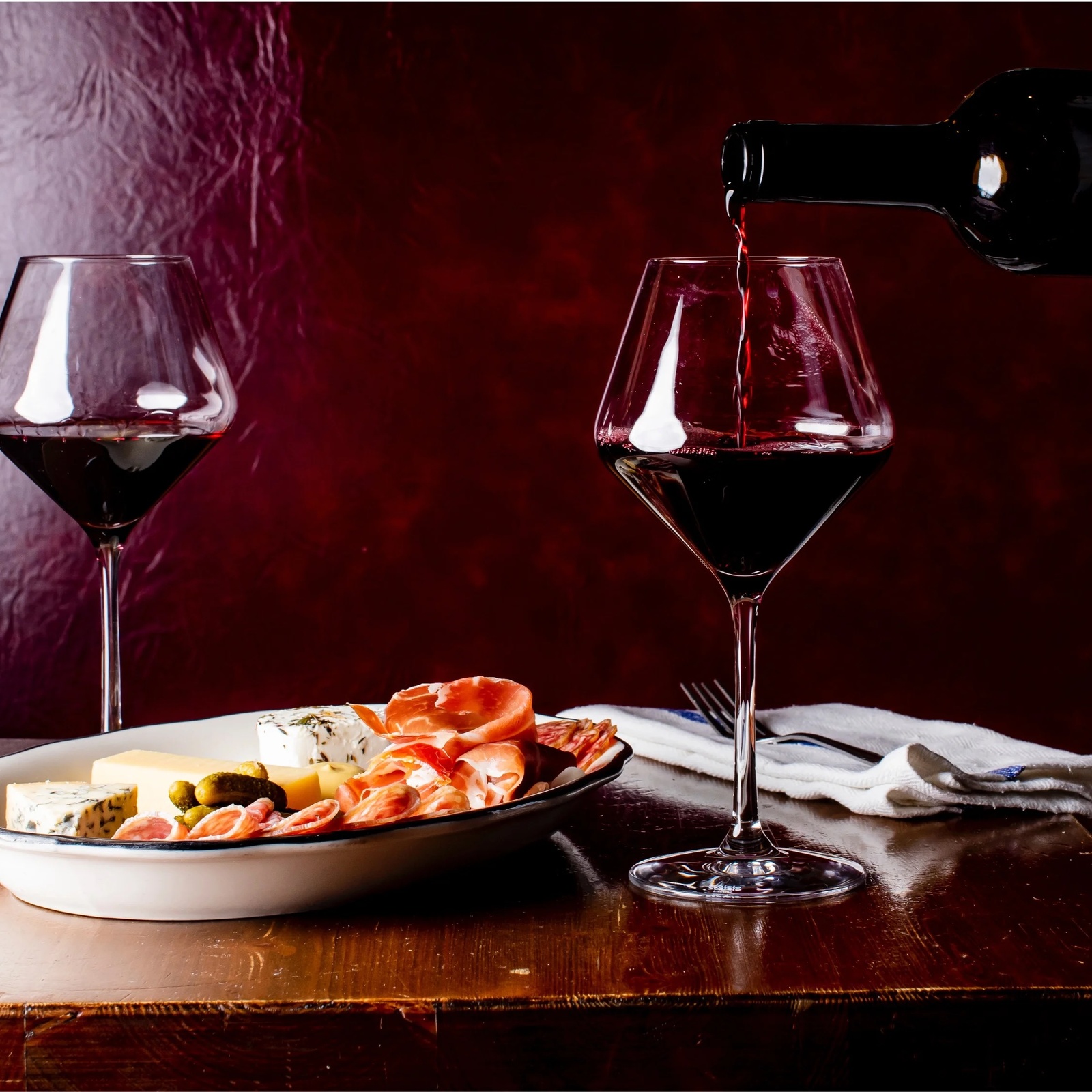 Book Your Vin Sur Vingt Riverside BLVD Reservation Now on Resy