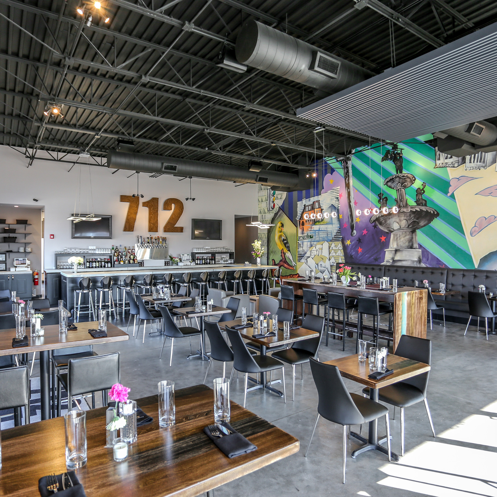 Book Your 712 eat + drink Reservation Now on Resy